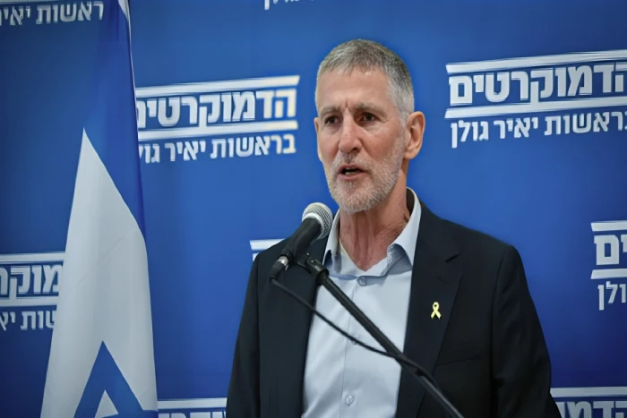 "خطوة مدمرة لأمن إسرائيل"..  رئيس حزب الديمقراطيين الإسرائيلي يعلق على اعتراف بريطانيا وكندا وأستراليا بالدولة الفلسطينية