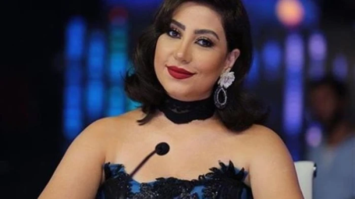 القبض على المطربة المصرية "بوسي" في مطار القاهرة قبل سفرها للخارج.. والكشف عن التهم الموجهة إليها