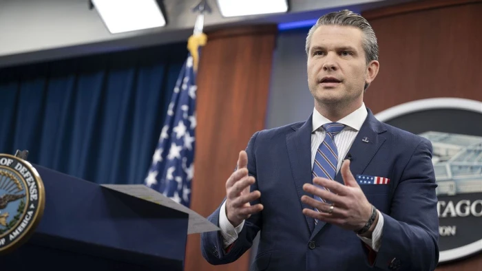 "لم أر شيئاً كهذا منذ 30 عاماً".. أول تعليق لمراسل بالبنتاغون على استدعاء وزير الدفاع الأمريكي لمئات الجنرالات لاجتماع عاجل