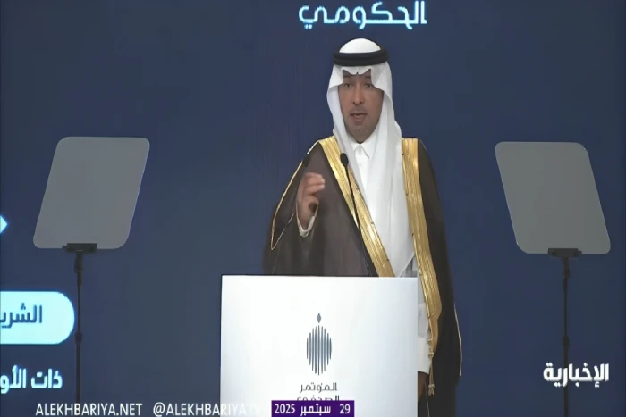 بالفيديو .. وزير الإسكان يكشف موعد الإعلان عن أسماء مستحقي الأراضي عبر منصة التوازن العقاري