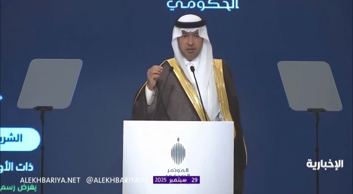 بالفيديو: وزير البلديات والإسكان يكشف عن المساحة الإجمالية للأراضي التي تم رفع الإيقاف عنها شمال الرياض