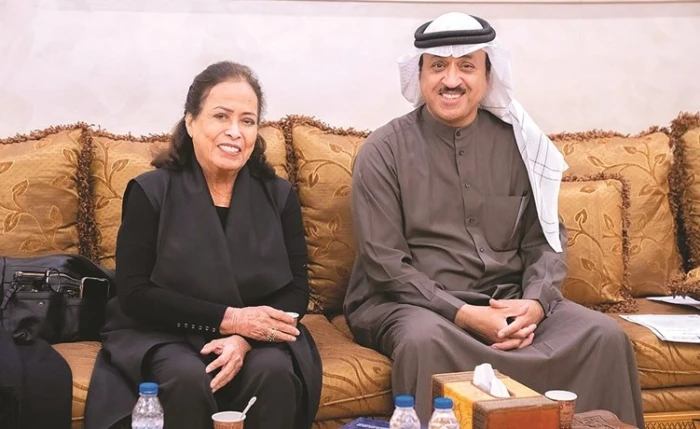 بعد تداول أنباء عن وفاتها.. خالد الراشد يحسم الجدل بشأن حالة الفنانة الكويتية حياة الفهد