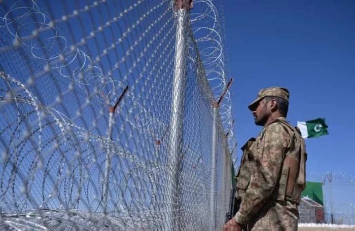 بوساطة سعودية .. انتهاء العمليات العسكرية بين أفغانستان وباكستان