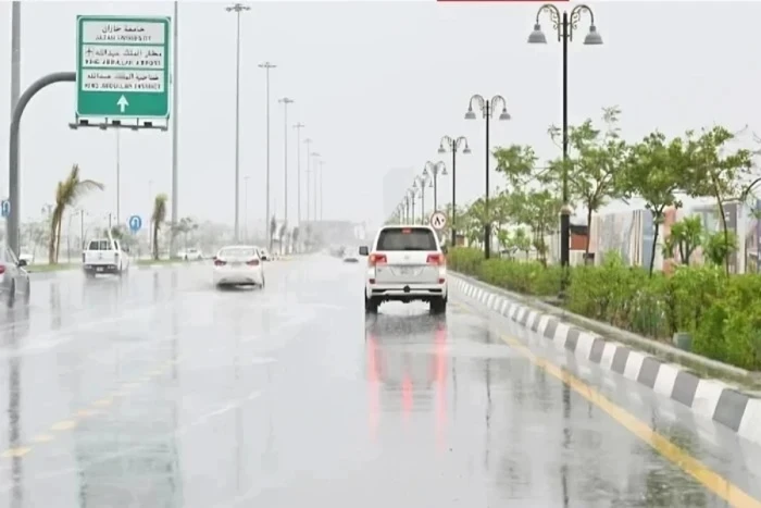 "الأرصاد" تكشف حالة الطقس المتوقعة اليوم: أمطار رعدية على هذه المناطق