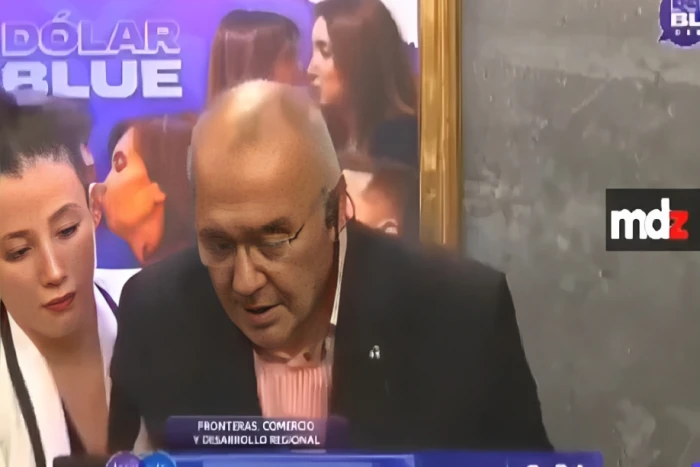 بالفيديو.. لحظة وفاة مرشح أرجنتيني إثر إصابته بنوبة قلبية خلال مناظرة انتخابية على الهواء