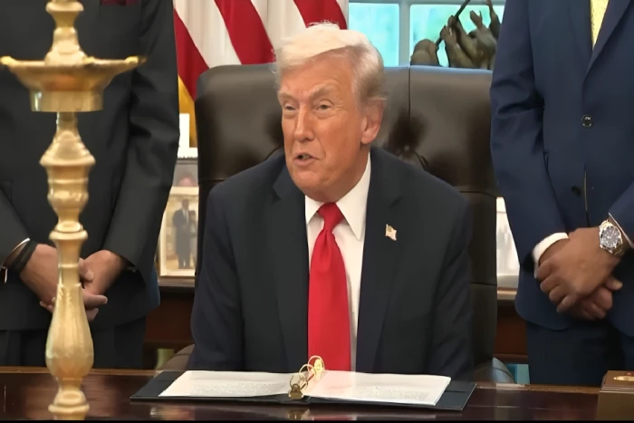 بالفيديو..ترامب: يمكننا إنهاء حماس في دقيقتين لكننا نمنحهم فرصة بعد تعهدهم بعدم قتل الناس