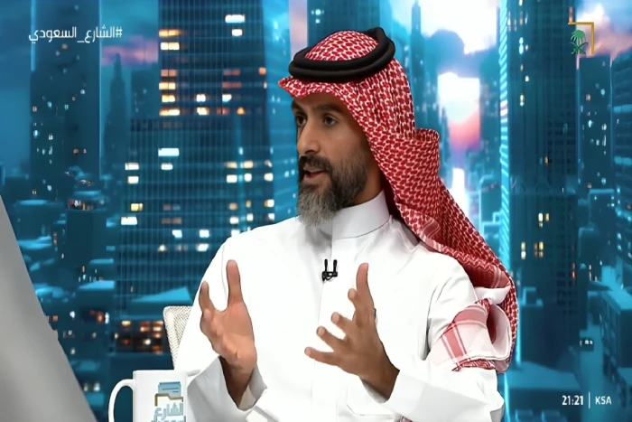 بالفيديو.. استشاري يكشف كيف تنشأ الجلطات الوريدية.. ويوضح  أعراضها وطرق العلاج