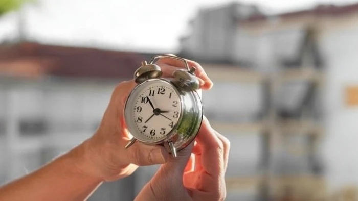 علماء يحذرون من تبديل التوقيت في العام: هذه ما يحدث لأجسامنا في الخفاء!