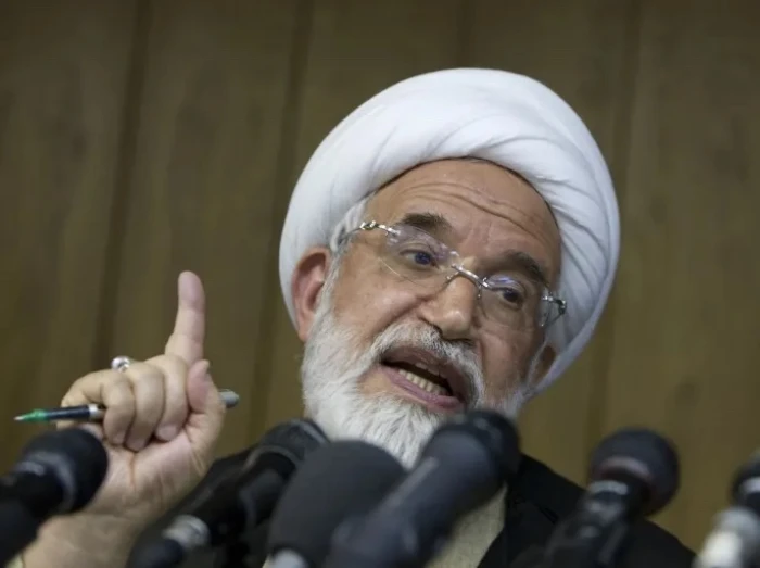 أبرز شخصيات التيار الإصلاحي في إيران يفتح النار على خامنئي : دمّر الاقتصاد والثقافة والأمن والأخلاق