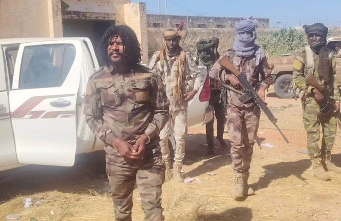 القبض على السفاح "أبو لولو" المتهم بارتكاب مجازر وإعدام المدنيين في الفاشر بالسودان