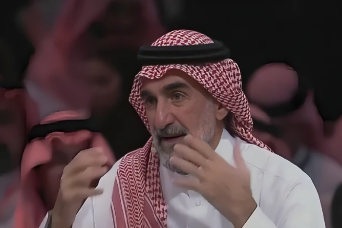 بالفيديو..  الرميان يكشف ردة فعل ولي العهد عندما سأله: "متى يمكن أن نأخذ عطلة نهاية الأسبوع؟"