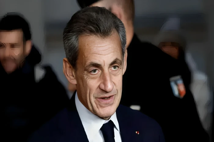 بعد عشرين يوما من سجنه.. قرار قضائي جديد بشأن الرئيس الفرنسي الأسبق نيكولا ساركوزي