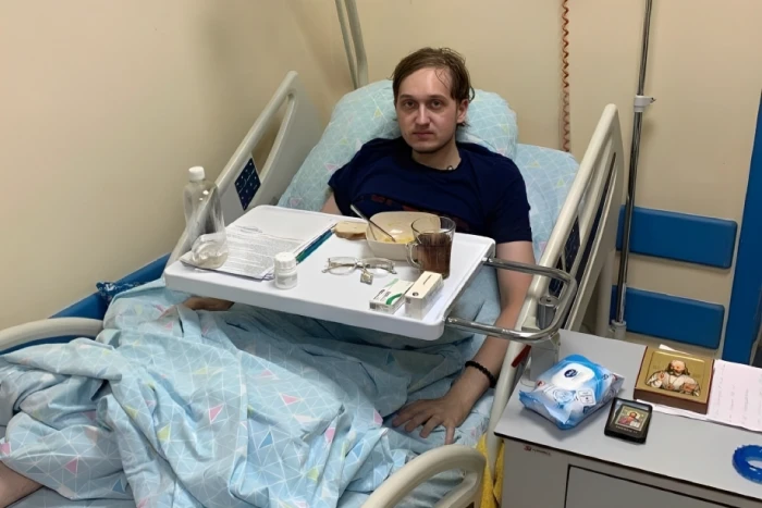 نخر  البنكرياس وأتلف الكبد …شاب روسي يفقد القدرة على المشي بسبب الإفراط في مشروبات الطاقة