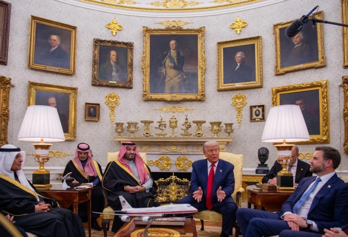 بالفيديو: "ترامب" يكشف عن دور ولي العهد في رفع العقوبات الأمريكية عن سوريا