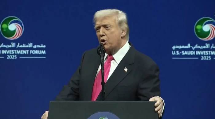 بالفيديو.. ترامب للوفد السعودي في منتدى الاستثمار :"لم تكن علاقتكم جيدة مع أوباما أو مع جو بايدن النائم الآن.. علاقتنا أقوى من أي وقت مضى"