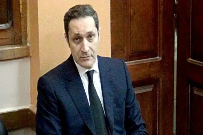 "سبحان الله.. هو في إيه؟".. علاء مبارك يعلّق على اعتذار إعلاميين مصريين عن تصريحات ضد والده