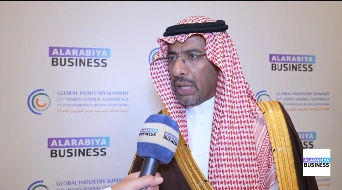 وزير الصناعة يعلن عن تعديلات جديدة لضريبة السكر على المشروبات.. ويكشف عن موعد تطبيقها