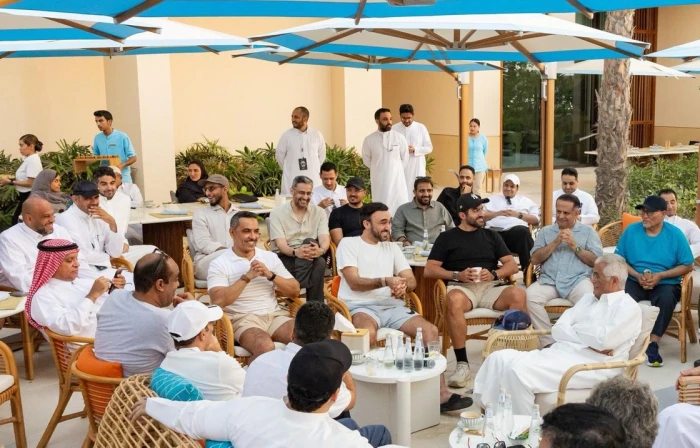 "لماذا هذه الانتقائية؟".. إعلاميون رياضيون يستغربون دعوة زملائهم وتجاهلهم في لقاء مسؤولي الرياضة والإعلام بجزيرة شورى بالبحر الأحمر