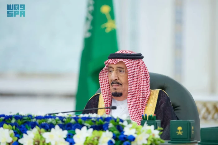 خادم الحرمين يوجه بتمديد العمل ببرنامج حساب المواطن والدعم الإضافي للمستفيدين حتى نهاية العام 2026