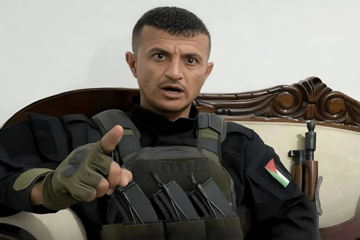 "خلافاً للرواية الإسرائيلية".. مجموعة ياسر أبو شباب المسلحة في غزة تكشف تفاصيل وسبب مقتله