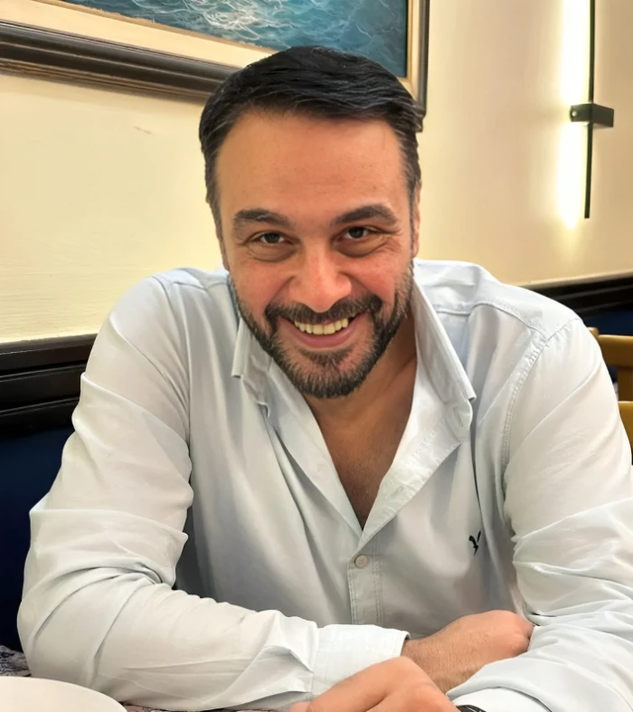 مصر: مقتل الفنان المصري سعيد مختار في مشاجرة مع زوج طليقته بمكان عام  في أكتوبر