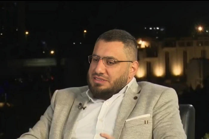 تعليقاً على تسريبات المخلوع الأسد.. أخصائي نفسي: بشار شخصية نرجسية وسيكوباتية ويعاني من عقدة أوديب _فيديو