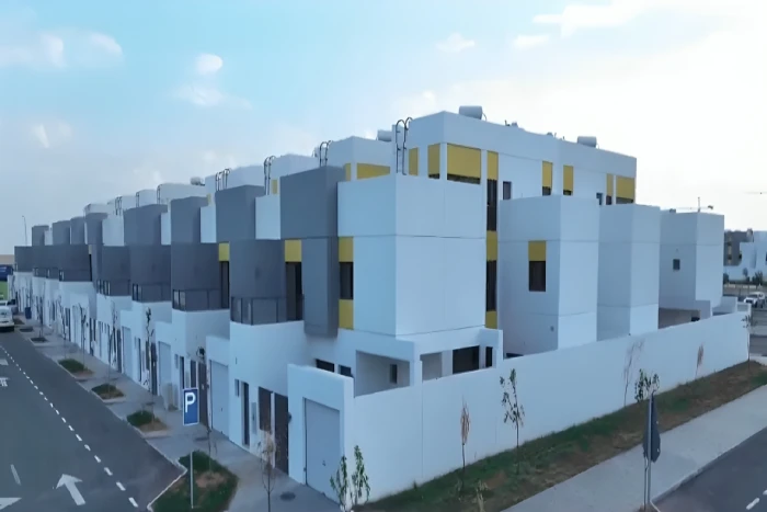 بدء تطبيق نظام تملك غير السعوديين للعقارات بالمملكة الخميس المقبل.. وشروط خاصة في هذه المدن - فيديو