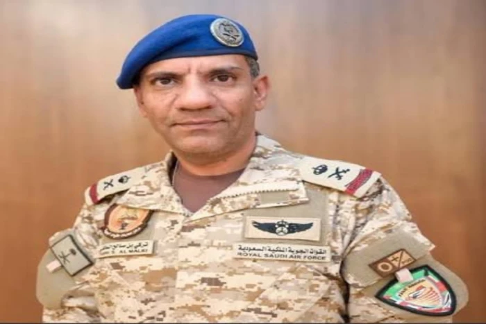 بعد استهداف التحالف سفينتين محملتين بالأسلحة قادمة من الإمارات…  "المالكي" يحذر من وصول أي دعم عسكري من أي دولة لأي مكون يمني