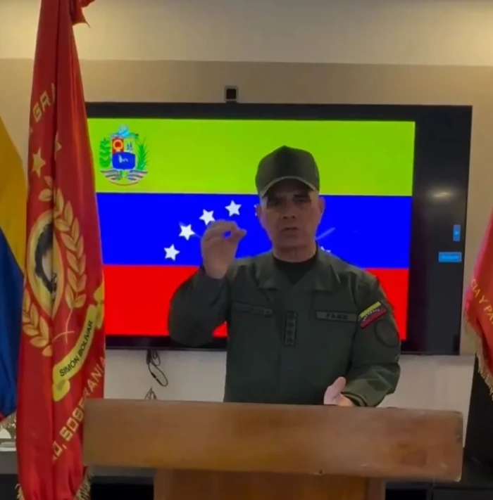 لن نتفاوض ولن نتنازل وسننتصر .. بالفيديو: أول تعليق  لوزير الدفاع الفنزويلي بعد الهجوم الأمريكي والقبض على "مادورو" وزوجته