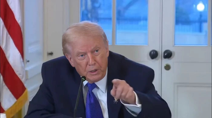 بالفيديو.. ترامب يكشف سبب سعيه لامتلاك الولايات المتحدة جزيرة  "غرينلاند" التابعة للدنمارك