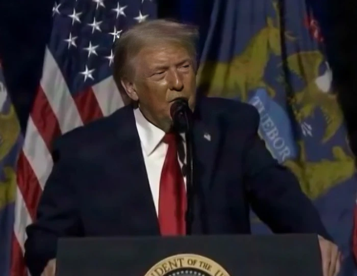 بالفيديو.. ترامب يحدد شرطًا لسحب الجنسية من المهاجرين في أمريكا