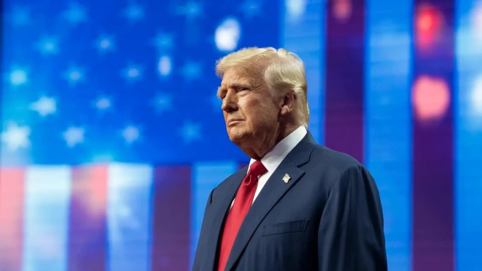 تقارير: ترامب يوقف ضربة أمريكية على إيران في اللحظة الأخيرة