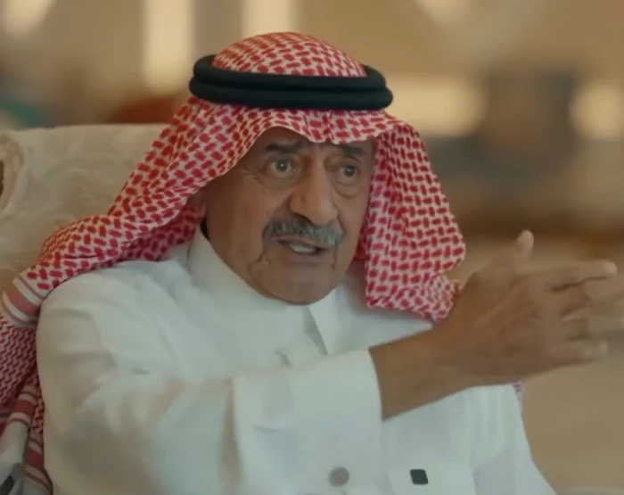 بالفيديو: الأمير مقرن بن عبدالعزيز يوضح حدود نجد.. ويعلق :"الرياض في العارض ما هيب في نجد"