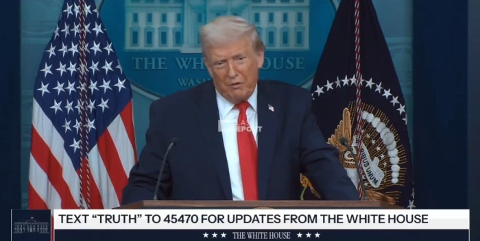 بالفيديو.. مراسلة ل "ترامب": هل لا يزال العمل العسكري ضد إيران مطروحاً على الطاولة؟.. والرئيس الأمريكي يرد