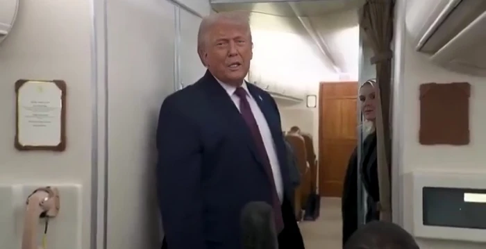 بالفيديو: ترامب يكشف سبب ظهور كدمة في يده.. وماذا نصحه الأطباء به