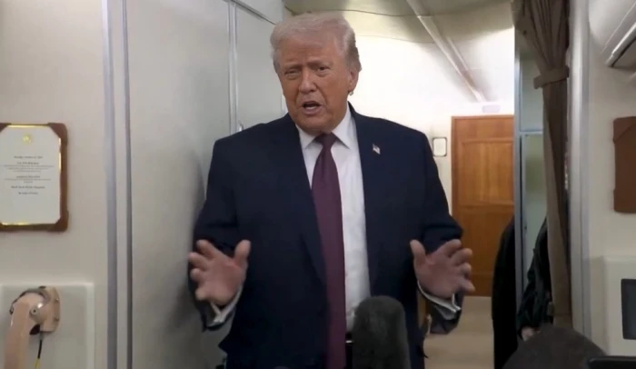 بالفيديو.. ترامب يتخذ قراراً مفاجئاً للحد من الإفلاس بسبب فوائد بطاقات الائتمان