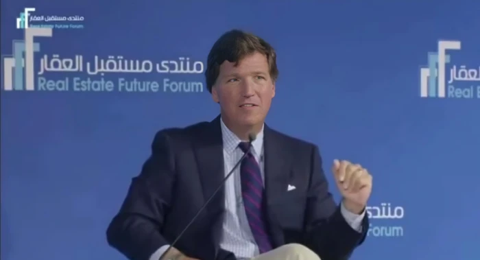 بالفيديو.. الإعلامي الأمريكي الشهير تاكر كارلسون من الرياض :السعودية بلد حقيقي.. وأنا مسيحي متدين وأشعر بالراحة هنا في معقل الإسلام