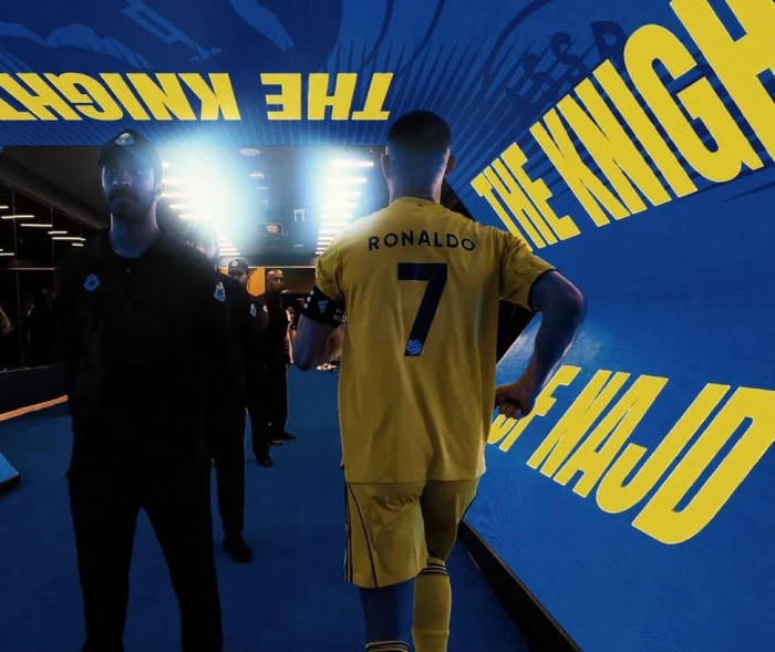 "سكاي سبورتس" تعلن عن نية رونالدو فسخ عقده مع النصر ومغادرة الدوري السعودي.. وتكشف عن قيمة الشرط الجزائي