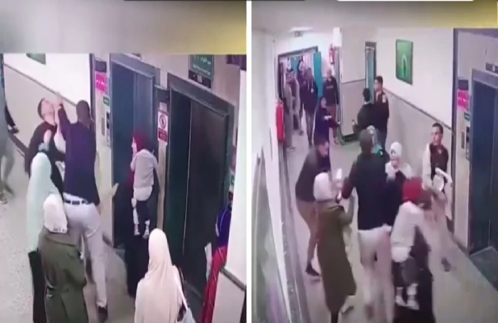 بالفيديو.. طبيب مصري يعتدي بالضرب على مراجع داخل مستشفى الباجور في مصر
