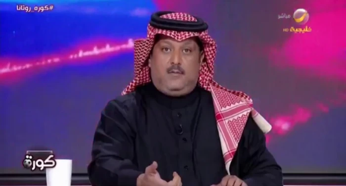 «أنا داخل ملعب ولا قصر أفراح؟».. بالفيديو: العجمة يعلّق على منع الجماهير من تصوير لقطات المباريات بهواتفهم بدعوى انتهاك الحقوق