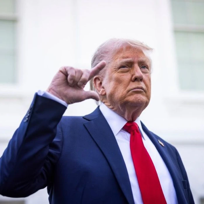 "ستعرفون قريبًا ماهو الرد".. أول تعليق من ترامب على استهداف إيران للسفارة الأمريكية في الرياض