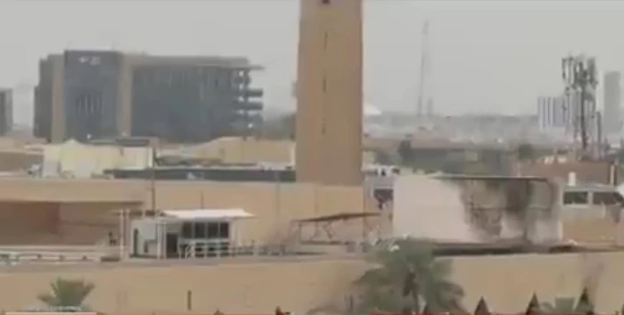 بالفيديو.. محيط السفارة الأمريكية في الرياض بعد تعرضها لهجوم بمسيّرتين إيرانيتين