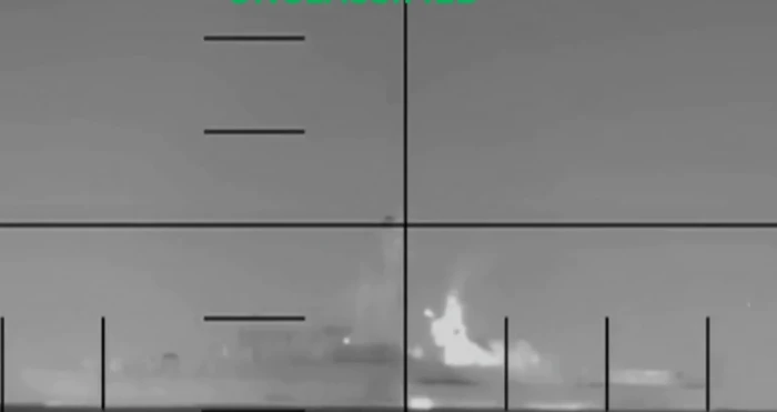 بالفيديو.. غواصة أمريكية تفجر فرقاطة إيرانية قبالة سواحل سريلانكا.. والكشف عن عدد المصابين والمفقودين