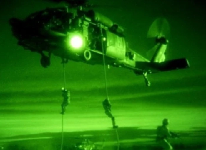 تفاصيل عملية إنزال جوي لقوات أمريكية وإسرائيلية  في صحراء النجف بالعراق