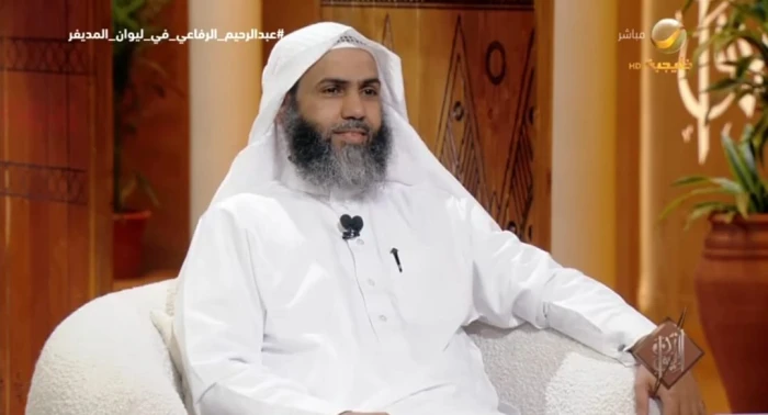 بالفيديو : الشيخ الرفاعي يفسر الحوار الذي يدور بين الراقي والحالة التي أمامه .. وما يحدث للمريض أثناء قراءة القرآن