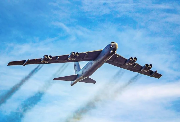 فوكس نيوز: قاذفة القنابل الأمريكية B-52 بدأت بشن غارات على إيران