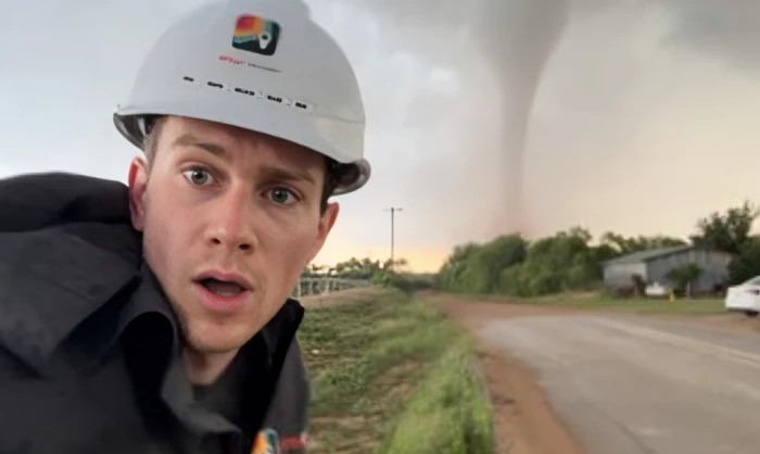 بسبب الطقس.. محلل أمريكي يتحول إلى ترند في الخليج