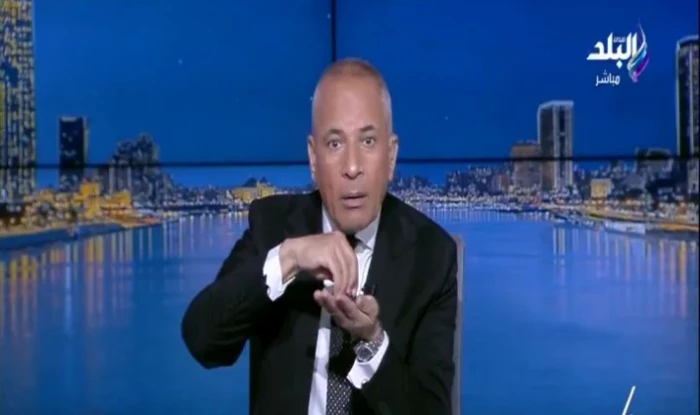 بالفيديو ..الإعلامي المصري أحمد موسى : زمان مكنش فيه كهرباء وكنت بذاكر على لمبة جاز.. ولما الدنيا اتطورت ركبوا فانوس!