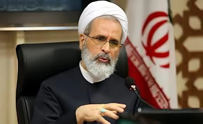 أنباء عن مقتل " علي أعرافي" الذي انضم إلى مجلس القيادة المؤقت في إيران بعد مقتل خامنئي