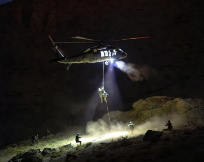 تفاصيل جديدة حول العملية الأمريكية لإنقاذ الطيار الثاني بعد سقوط طائرته في إيران.. وكيف تم خداع القوات الإيرانية وإرباكها